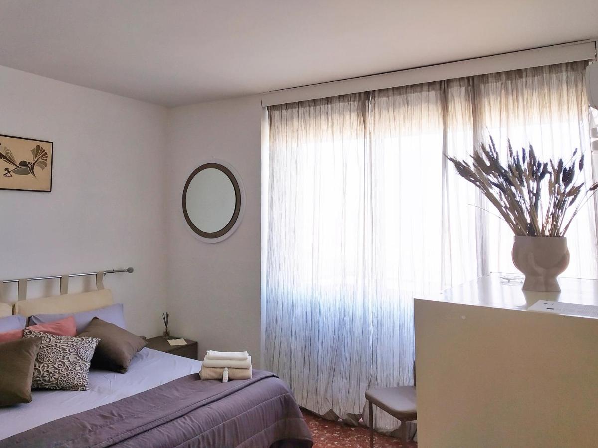 "Vacanze Romane" Stazione Tiburtina, Appartamento Tre Camere Da Letto 5 Posti Letto Экстерьер фото
