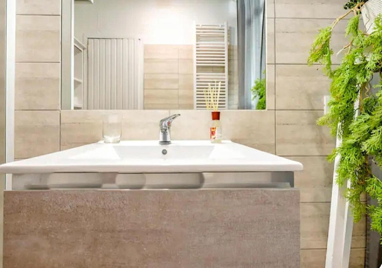 "Vacanze Romane" Stazione Tiburtina, Appartamento Tre Camere Da Letto 5 Posti Letto Экстерьер фото