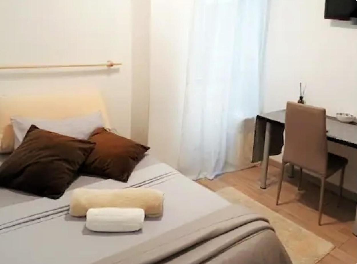 "Vacanze Romane" Stazione Tiburtina, Appartamento Tre Camere Da Letto 5 Posti Letto Экстерьер фото